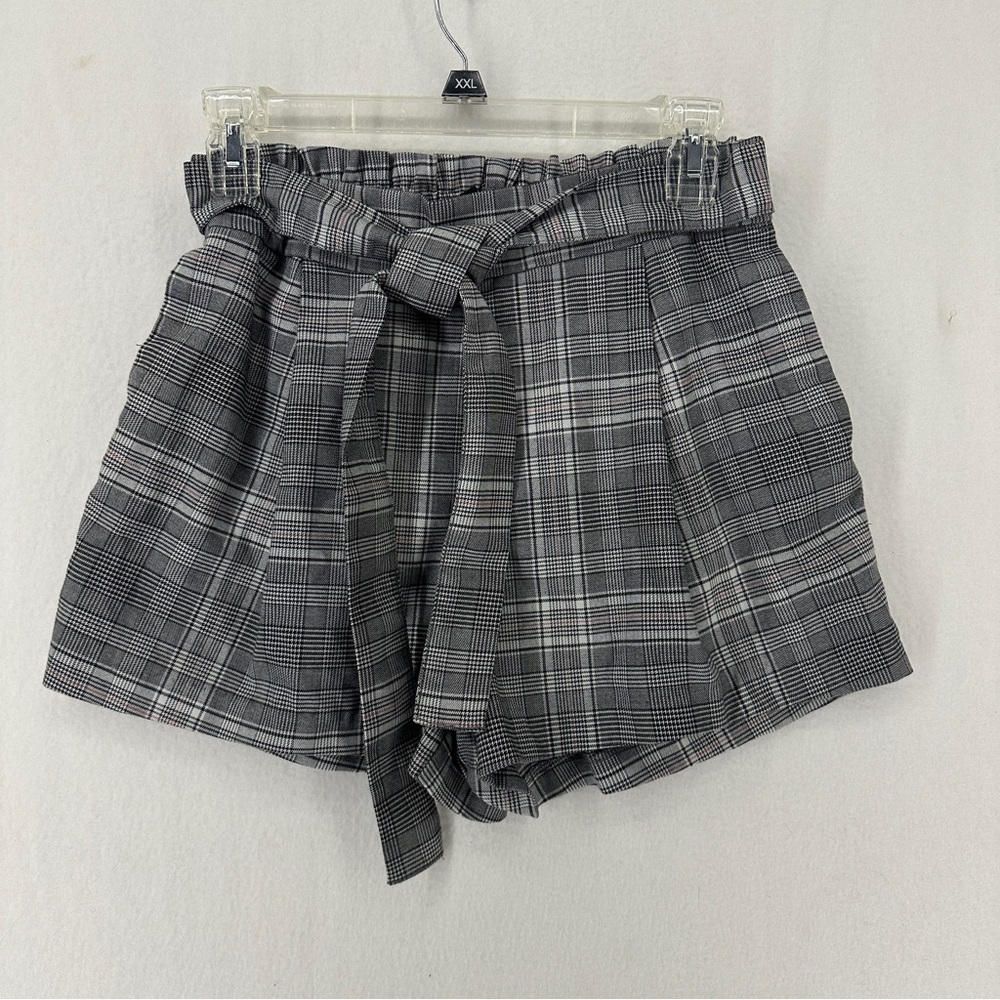 Divided Plaid Tie Waist Pocket Shorts Size 4 Gray
